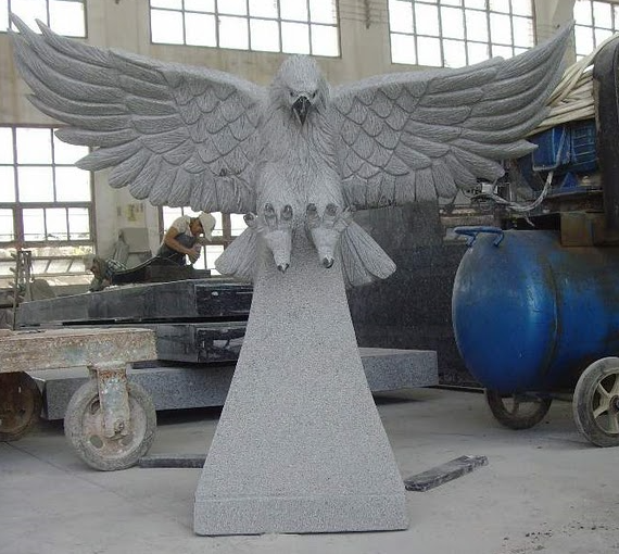 Premium granite headstone craftsmanship